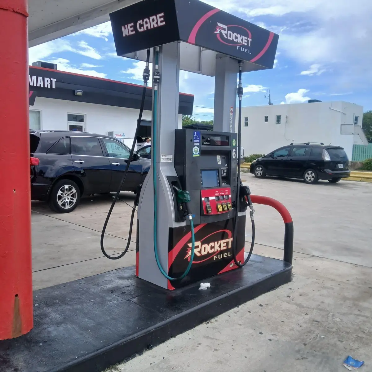 RF at 1040 S Federal Highway, Dania Beach