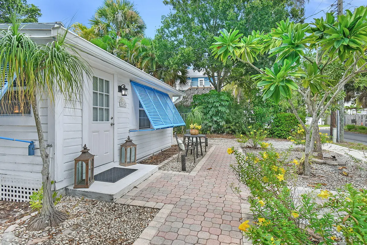 12-web-or-mls-500_8135 at 616 SW CLEVELAND Avenue, Stuart