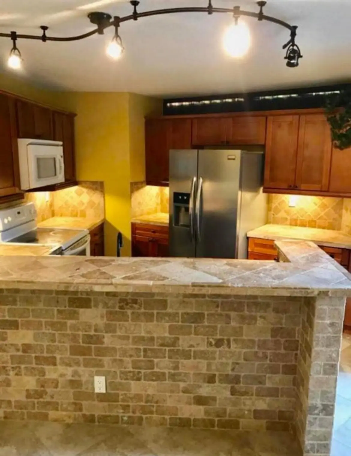 Kitchen at 3837 VICTORIA Drive, West Palm Beach