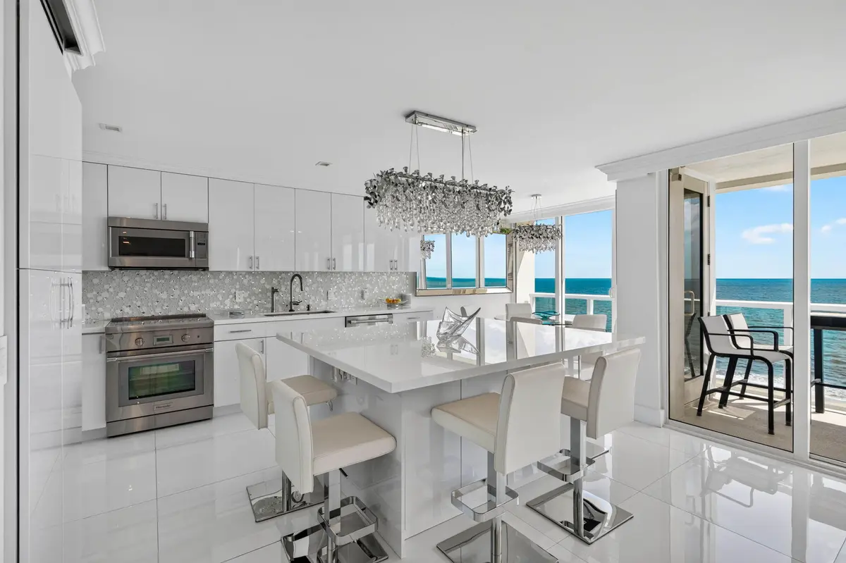 10-web-or-mls-DSC_6922 at 2800 S Ocean Boulevard 8-H, Boca Raton