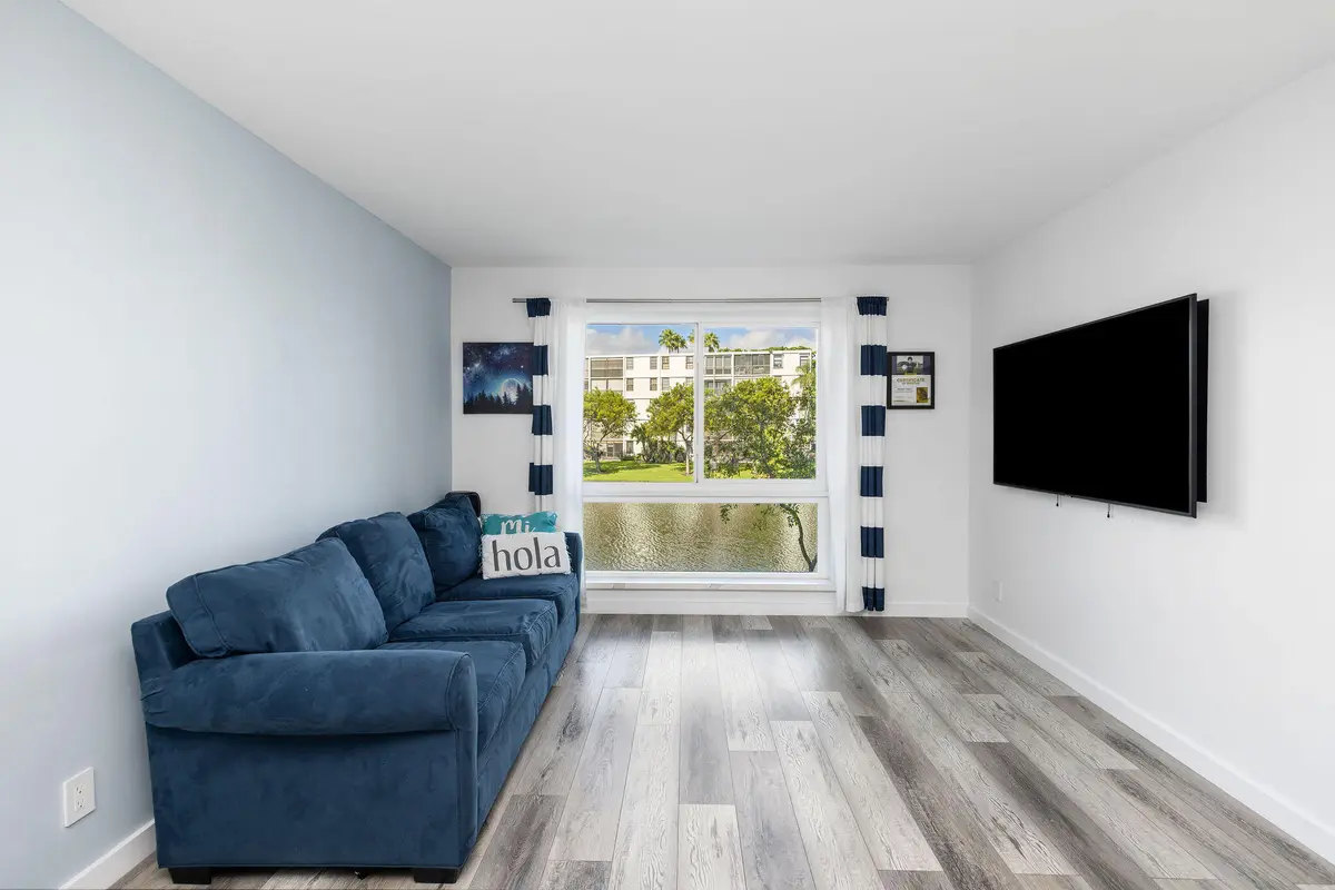 1W0A0001 at 2106 S Cypress Bend Drive 207, Pompano Beach