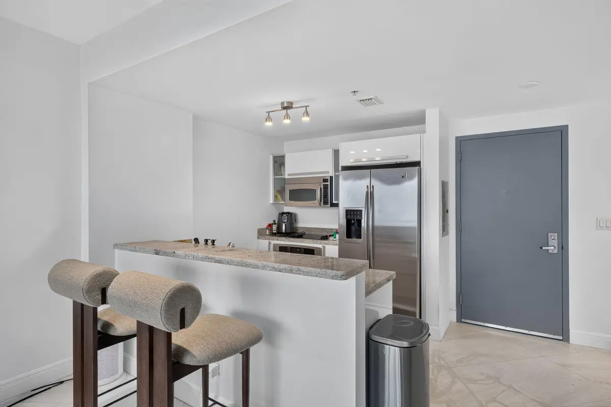5-web-or-mls-1-print-DSCF0003 at 601 NE 36TH Street 1008, Miami
