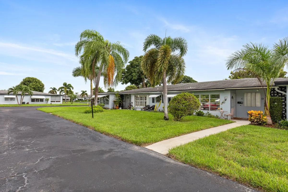 1I6A0552 at 420 High Point Drive C, Delray Beach