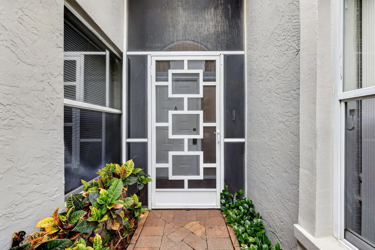3-web-or-mls-_14A4319 at 7136 Summer Tree Drive, Boynton Beach