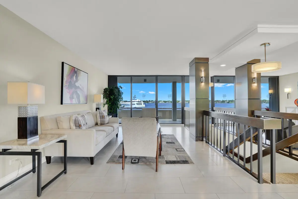 Lobby at 130 Lakeshore Drive 821, North Palm Beach