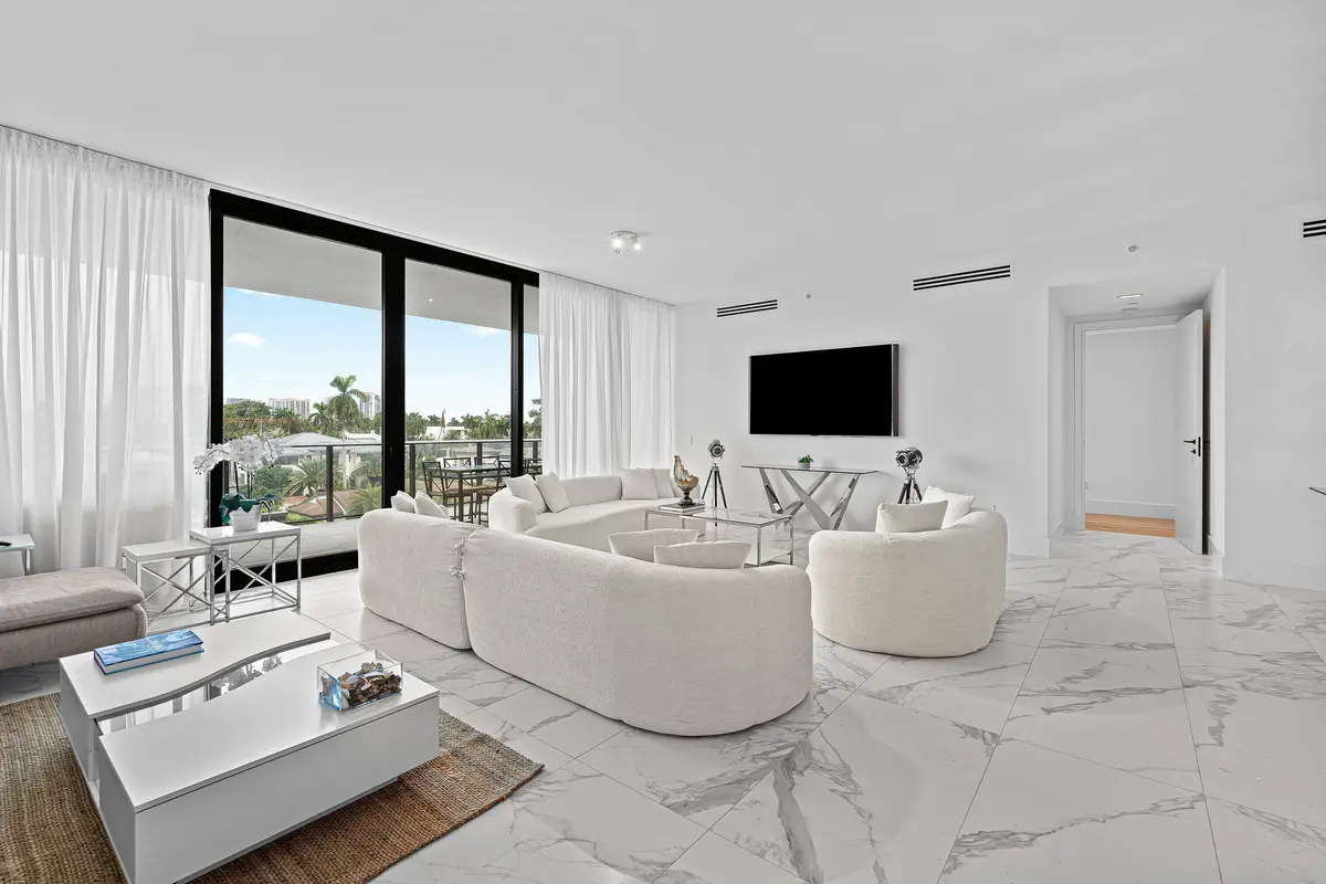 005-160IsleofVeniceDrive-403-FortLauderd at 160 Isle Of Venice Drive 403, Fort Lauderdale