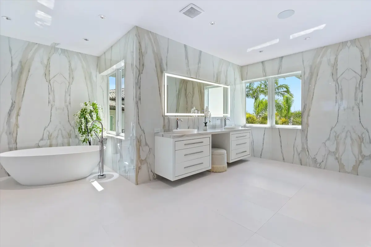 48-1822 SE 9th Street Ft. Lauderdale, FL at 1822 SE 9th Street, Fort Lauderdale