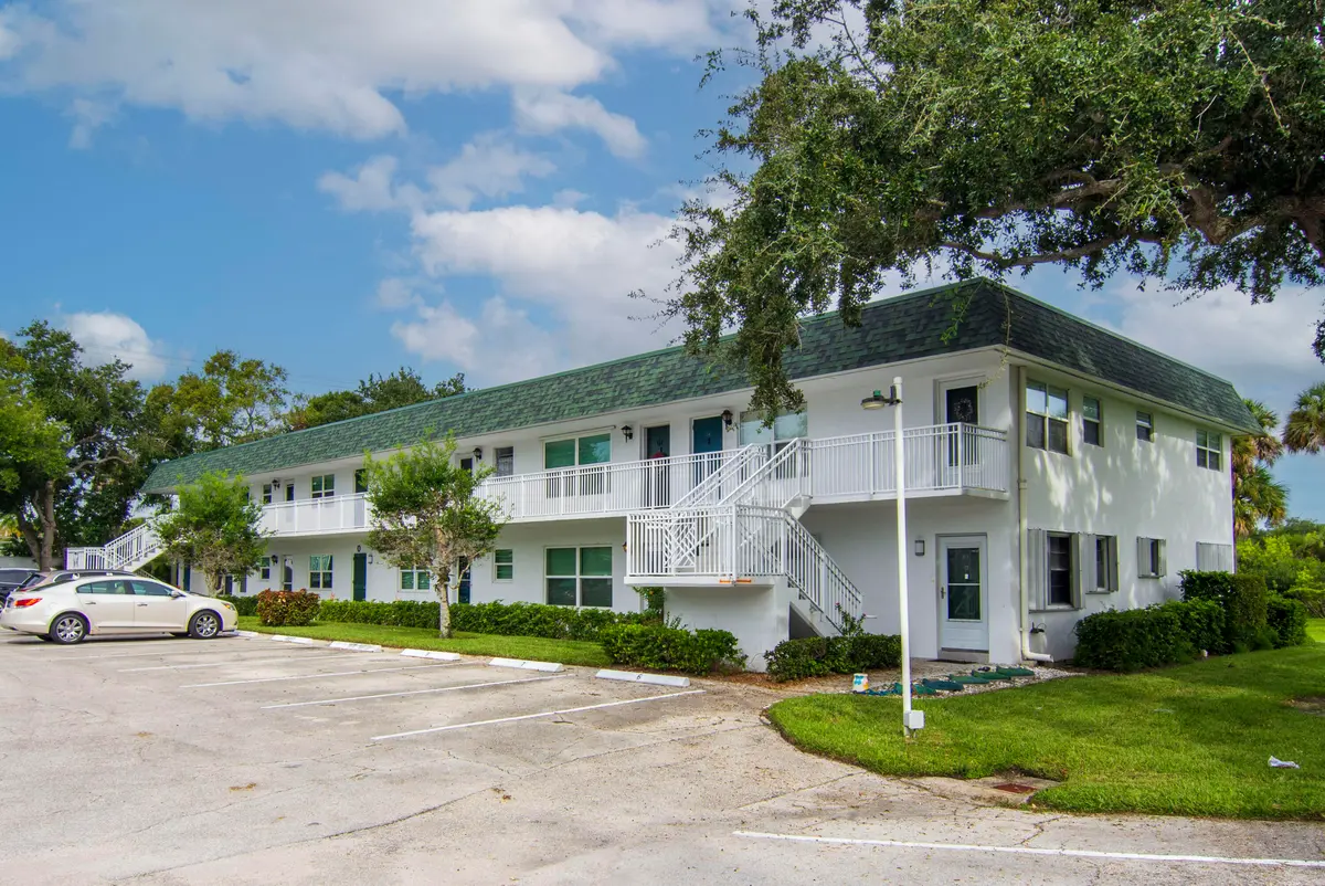 Image00006 at 2800 Indian River Boulevard O-5, Vero Beach