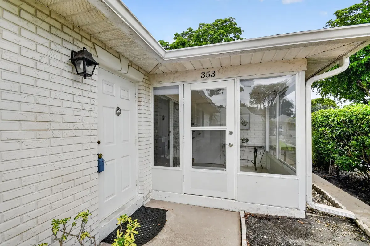 Entrance at 10137 S 44th Avenue 353, Boynton Beach