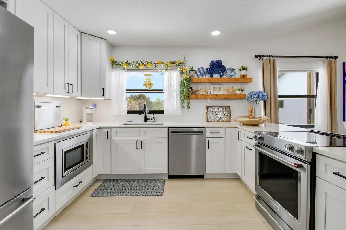 House 1-12 at 1871 SW PALM CITY Road G402, Stuart
