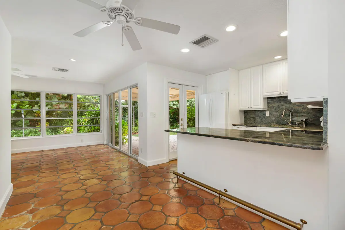 Kitchen at 113 GREGORY Place, West Palm Beach