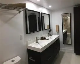 305 M BATH at 565 OAKS Lane 305, Pompano Beach