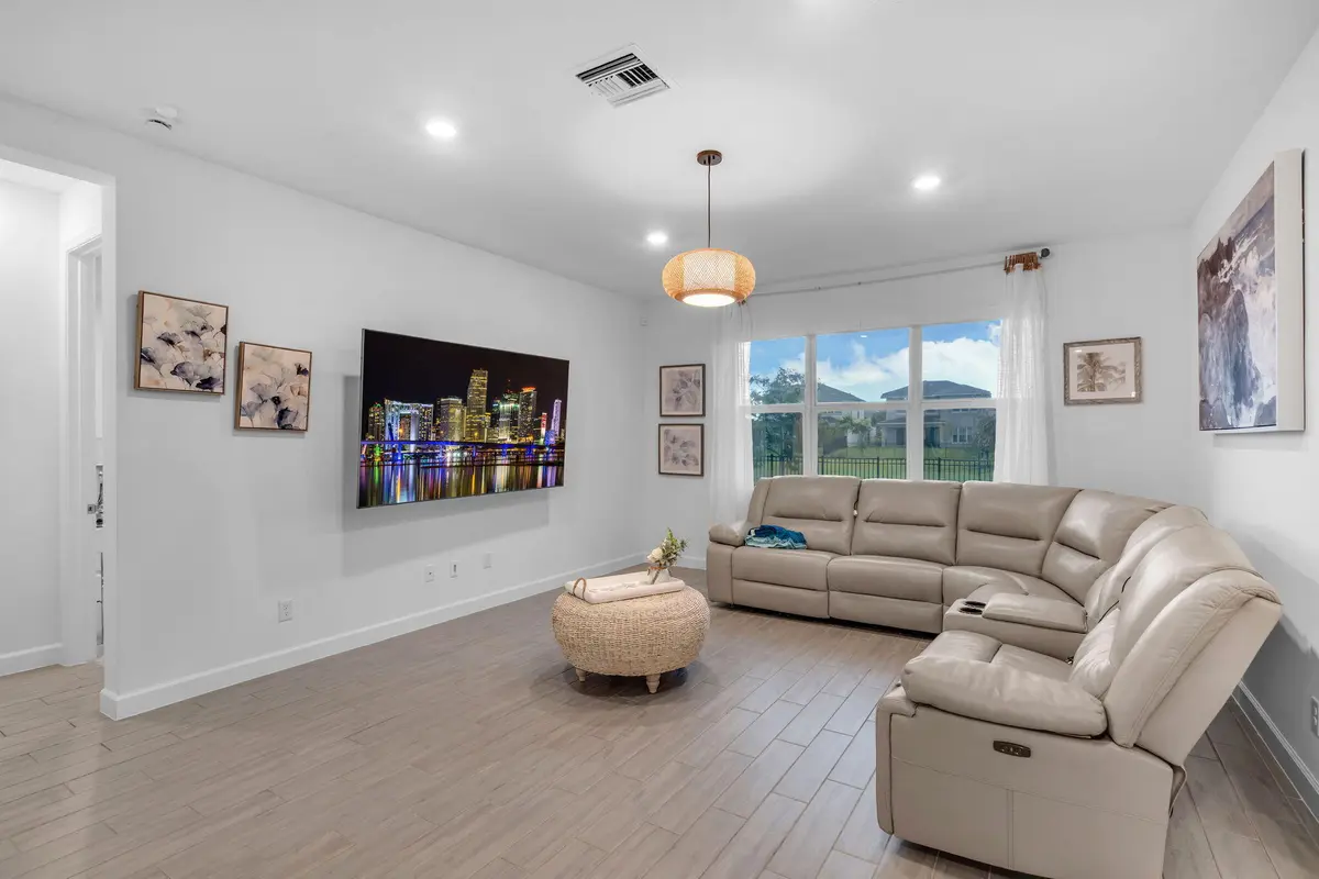 6-web-or-mls-19172Croft-6 at 19172 Croft Mill Crossing, Loxahatchee
