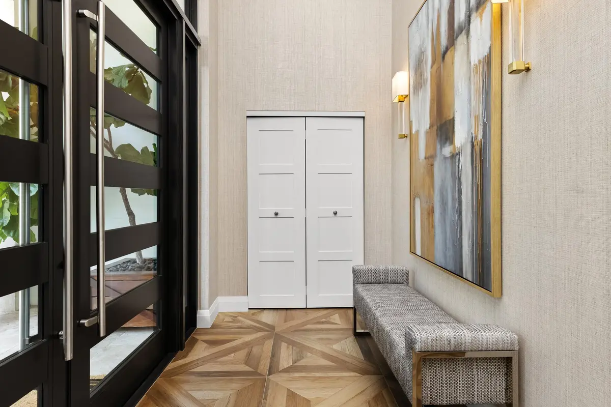 Foyer 1 at 5340 NE 32nd Avenue, Fort Lauderdale