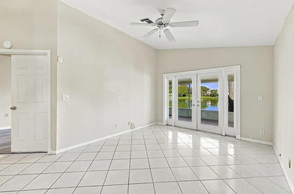 37_10627_NW_7TH_ST_PEMBROKE_09282026_18P at 10627 NW 7TH Street, Pembroke Pines