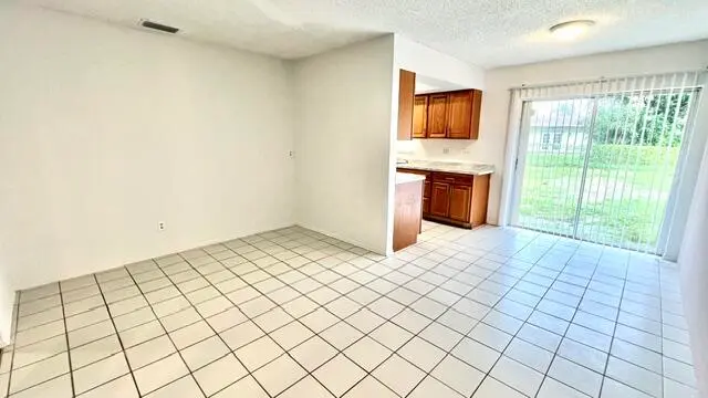 Kitchen/Dining at 357 NE Camelot Drive, Port St. Lucie