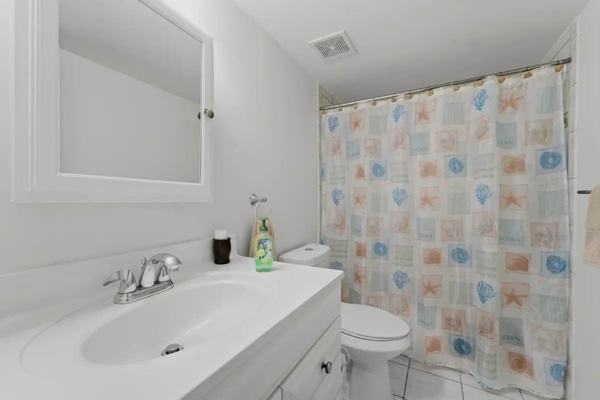 guest bathroom at 12910 Briarlake Drive C202, West Palm Beach