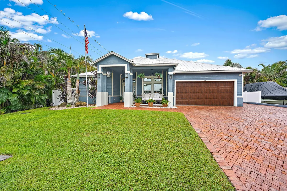 836 SW 34th Terr, Palm City, FL at 836 SW 34th Terrace, Palm City