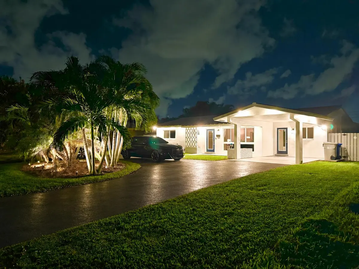 FA9FEC9F-F96E-4DEE-8B33-527AD5D759CA at 613 NE 25TH Avenue, Pompano Beach