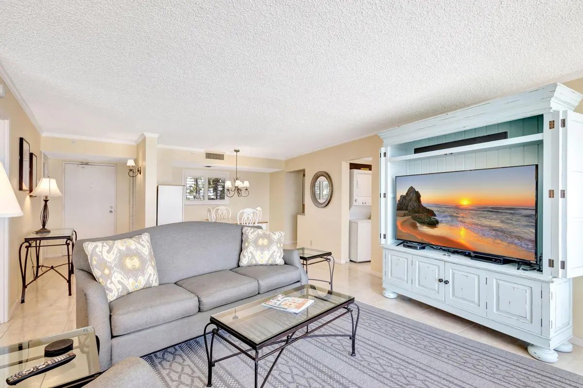 9-web-or-mls-5D1A7847 at 400 OCEAN TRAIL Way 209, Jupiter