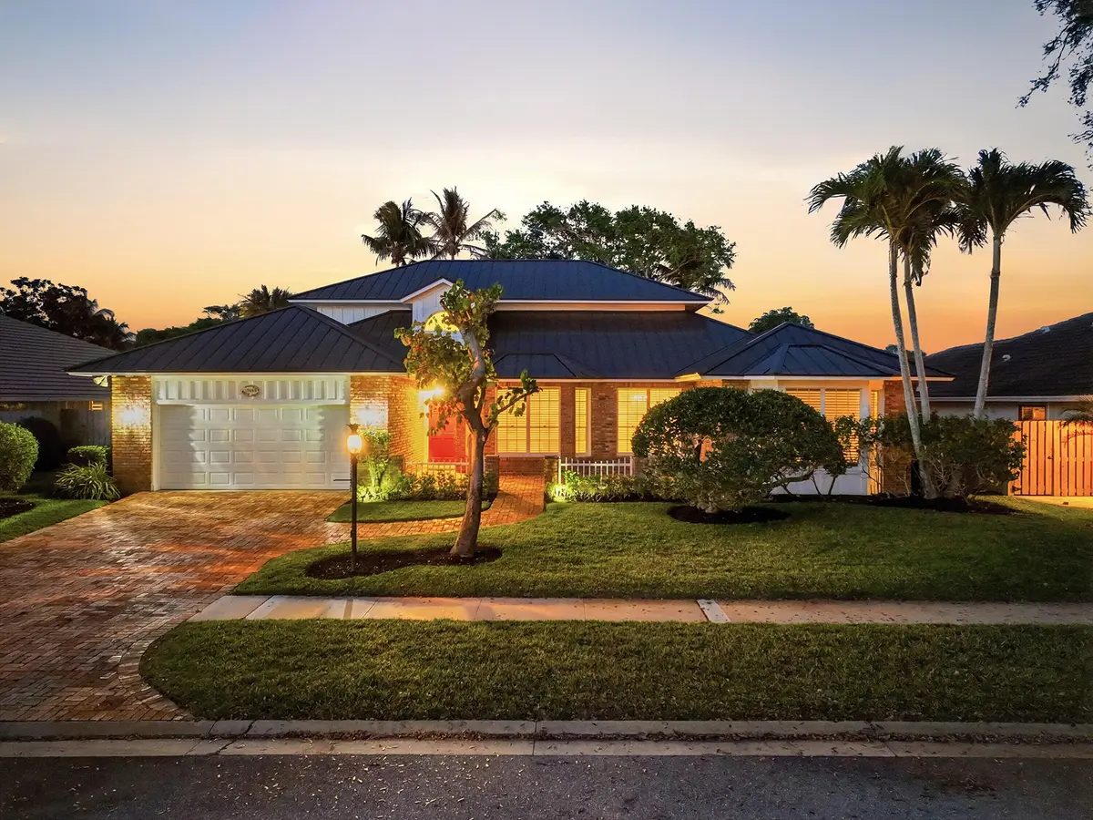 FRONT Twilight at 12886 LA ROCHELLE Circle, Palm Beach Gardens