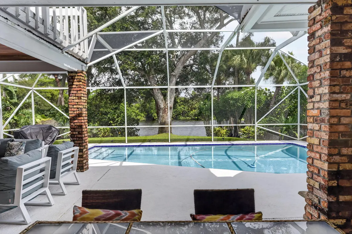 View out kitchen window at 12886 LA ROCHELLE Circle, Palm Beach Gardens