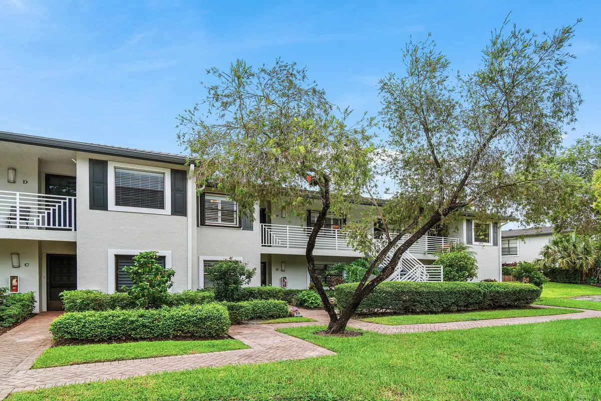Front of Structure at 13 SOUTHPORT Lane F, Boynton Beach