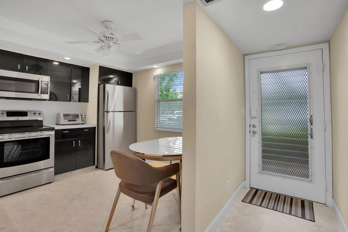 KITCHEN at 3303 Aruba Way N1, Coconut Creek