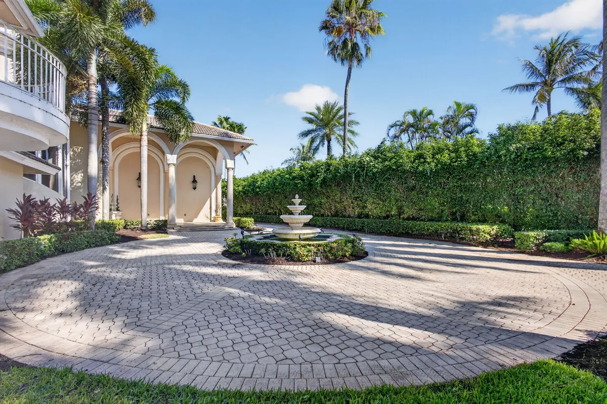 Entry at 10248 Heronwood Lane, West Palm Beach