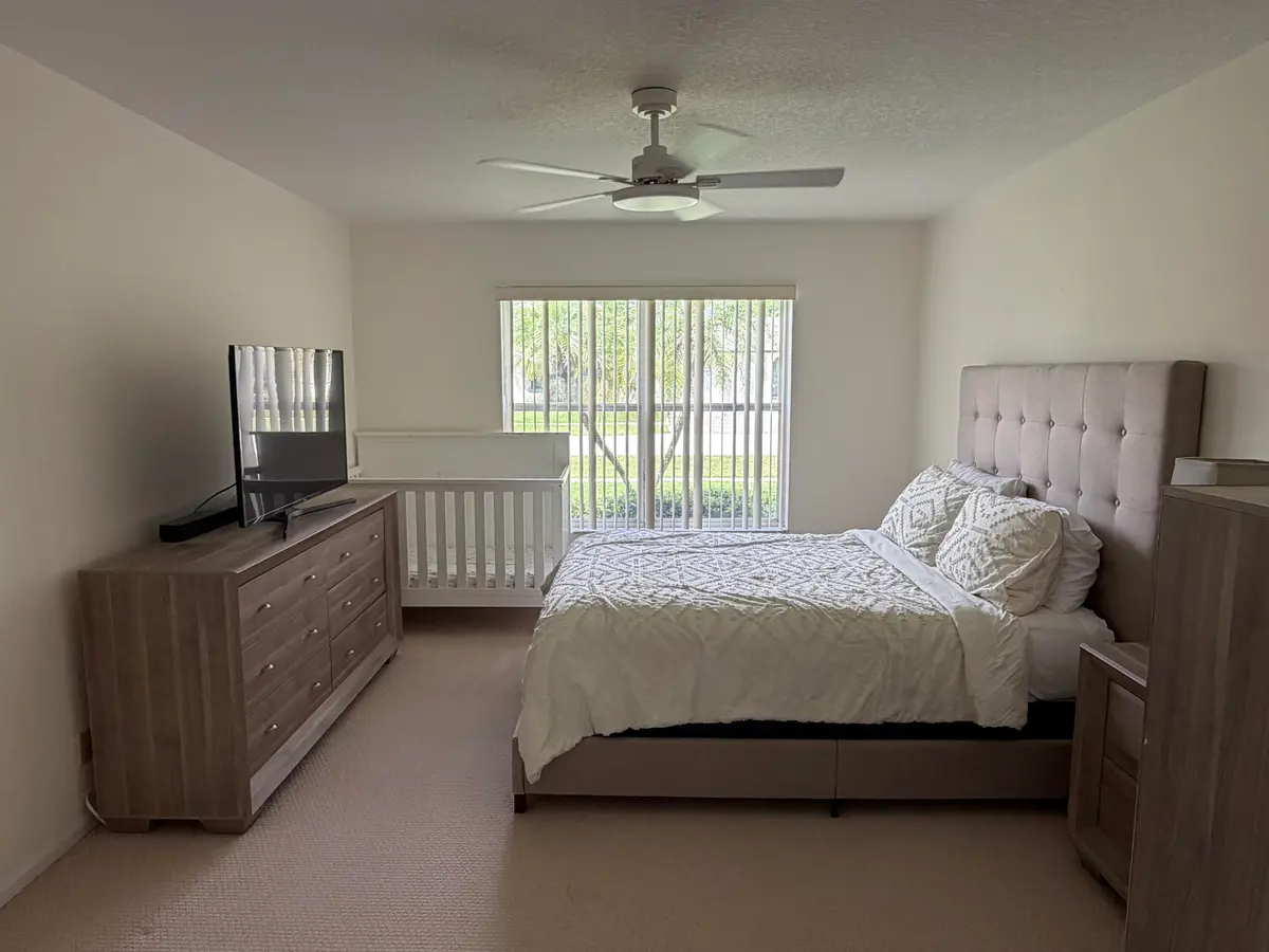 Masterbedroom at 1274 SUMMERWOOD Circle, Wellington