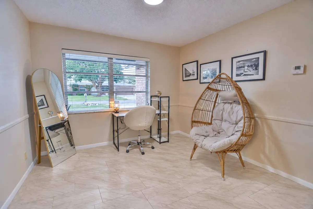 1210 SW 26th Avenue, Boynton Beach, FL – photo 6