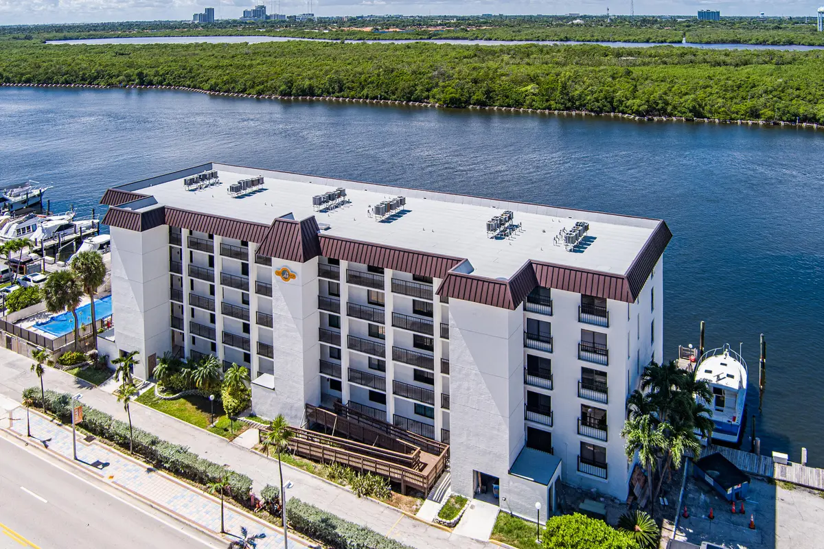 3200-2 at 3200 N OCEAN Drive 402, Hollywood