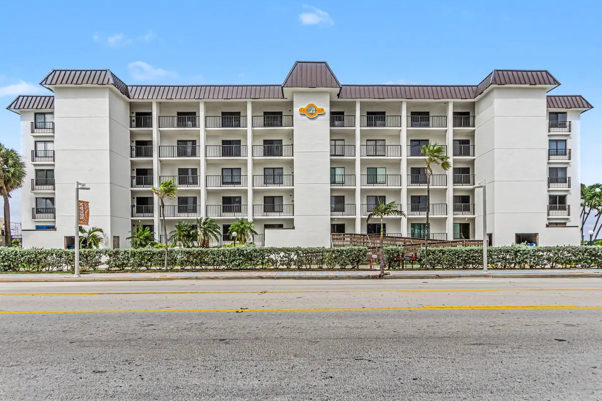 3200-45 at 3200 N OCEAN Drive 402, Hollywood