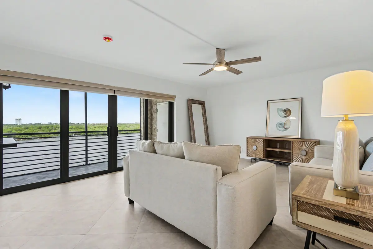 3200-69 at 3200 N OCEAN Drive 402, Hollywood