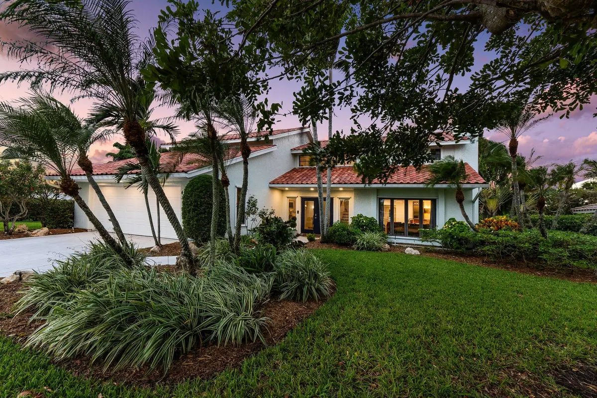 3-web-or-mls-DSC08628 at 4304 SE FAIRWAY, Stuart