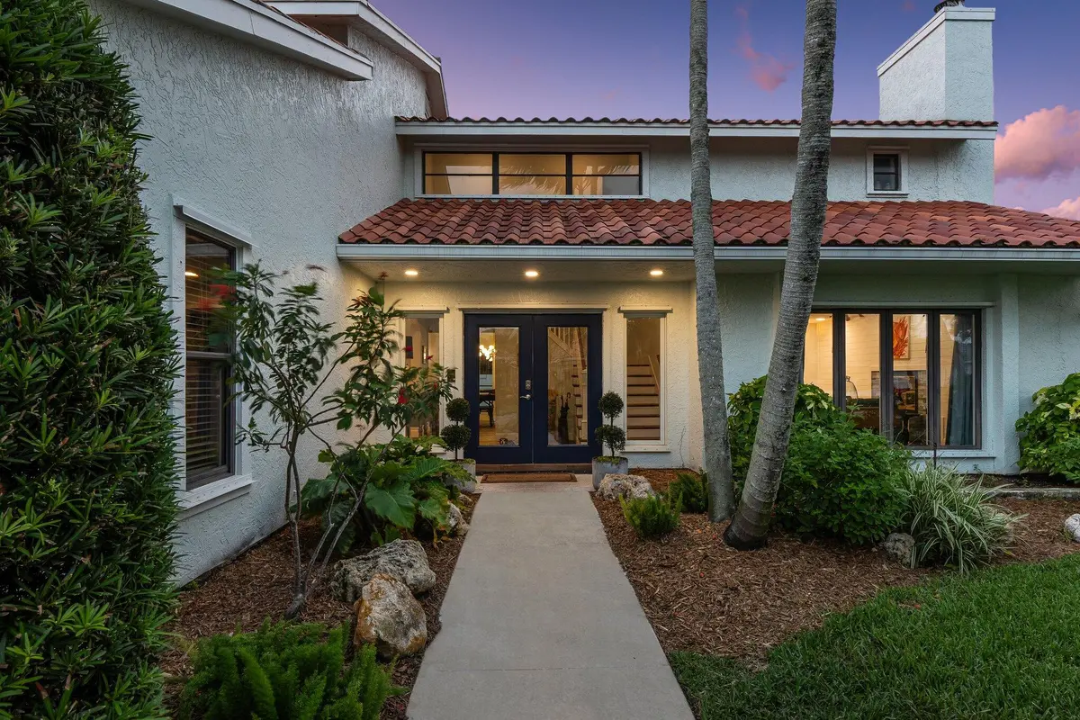 7-web-or-mls-DSC08637 at 4304 SE FAIRWAY, Stuart