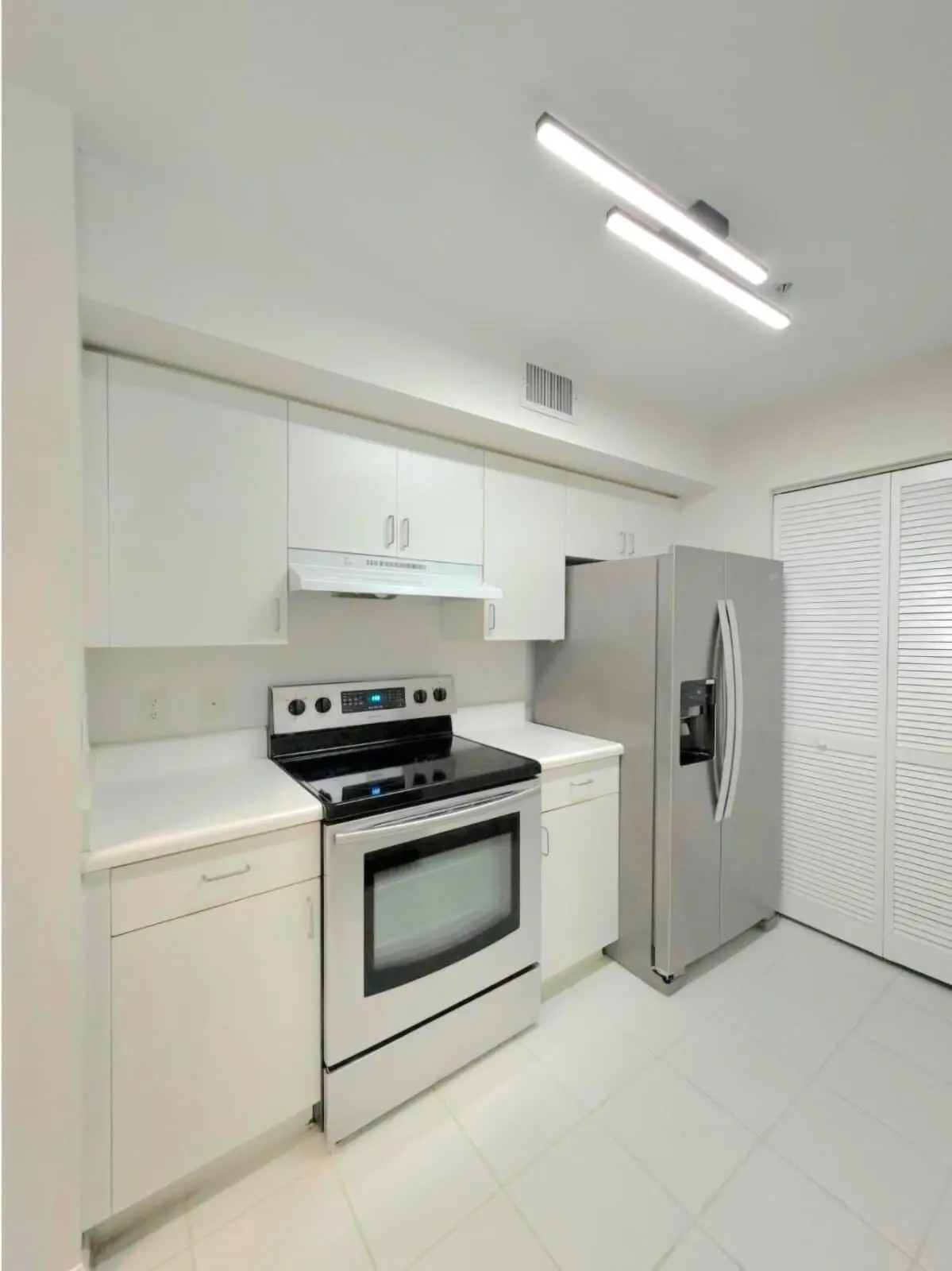 5c4124aa-3b7e-4210-a031-c5798f87d0dd at 4852 N STATE ROAD 7 207, Coconut Creek