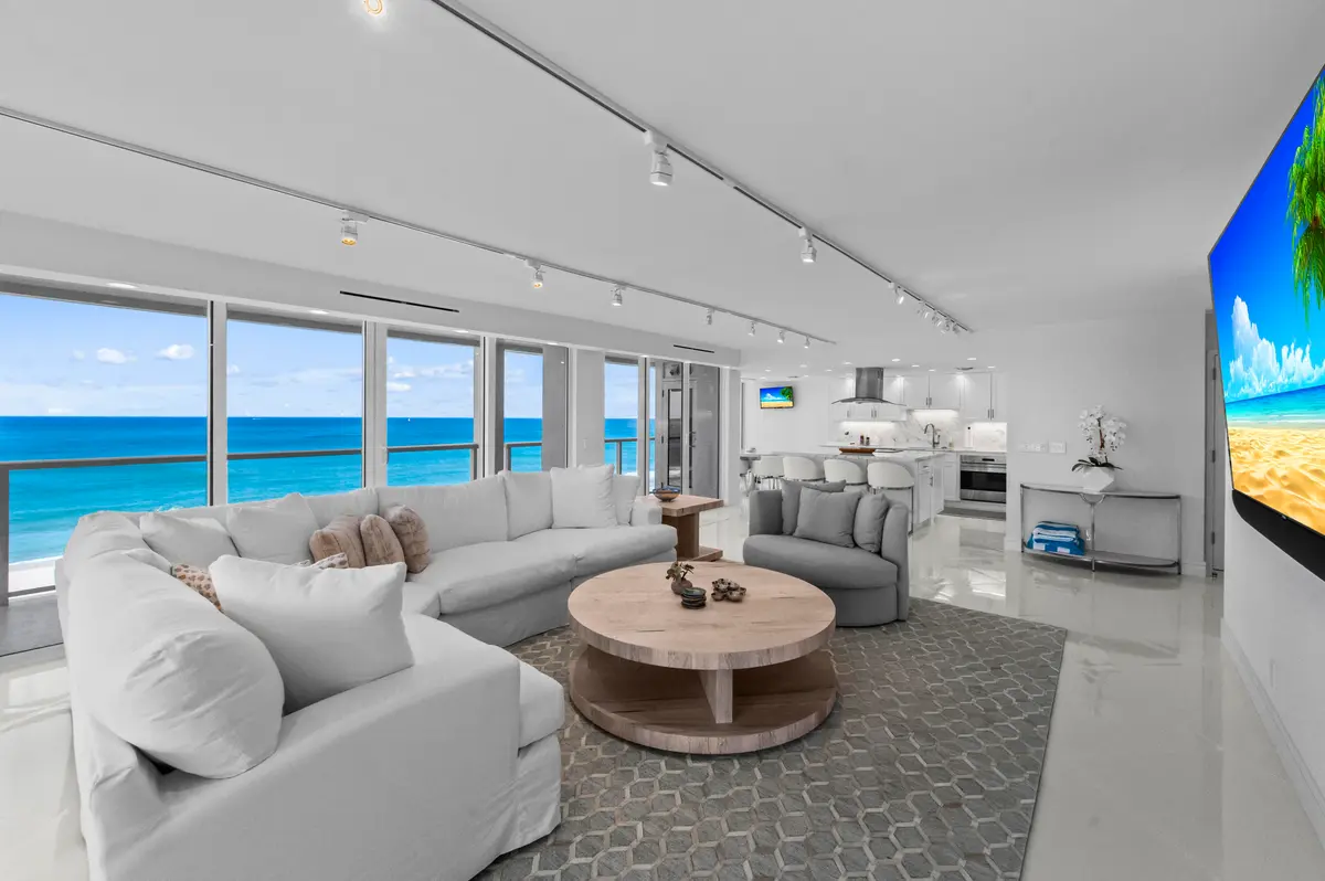 ENJOY Living at 2800 S Ocean Boulevard 6-A, Boca Raton