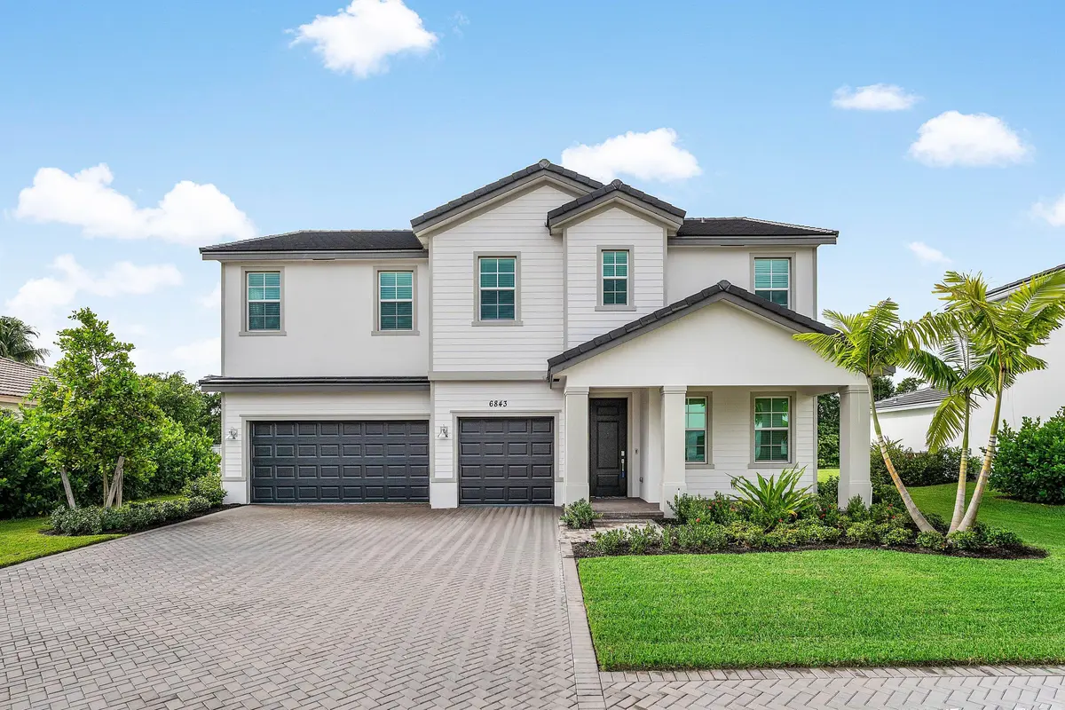 front at 6843 COBIA Circle, Boynton Beach