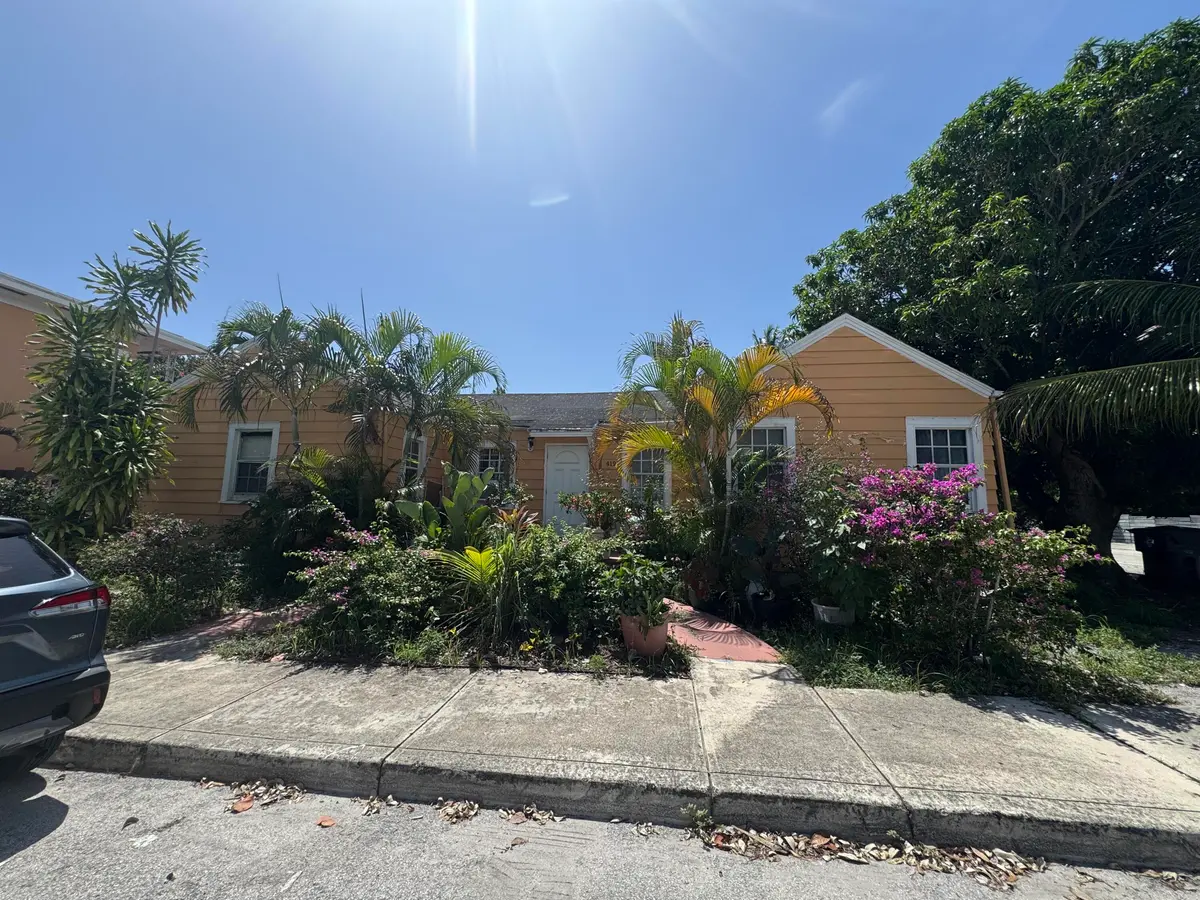 IMG_7579 at 419 3RD Avenue, Lake Worth Beach