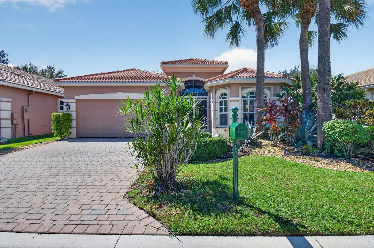 Front at 8066 Rossini Way, Lake Worth