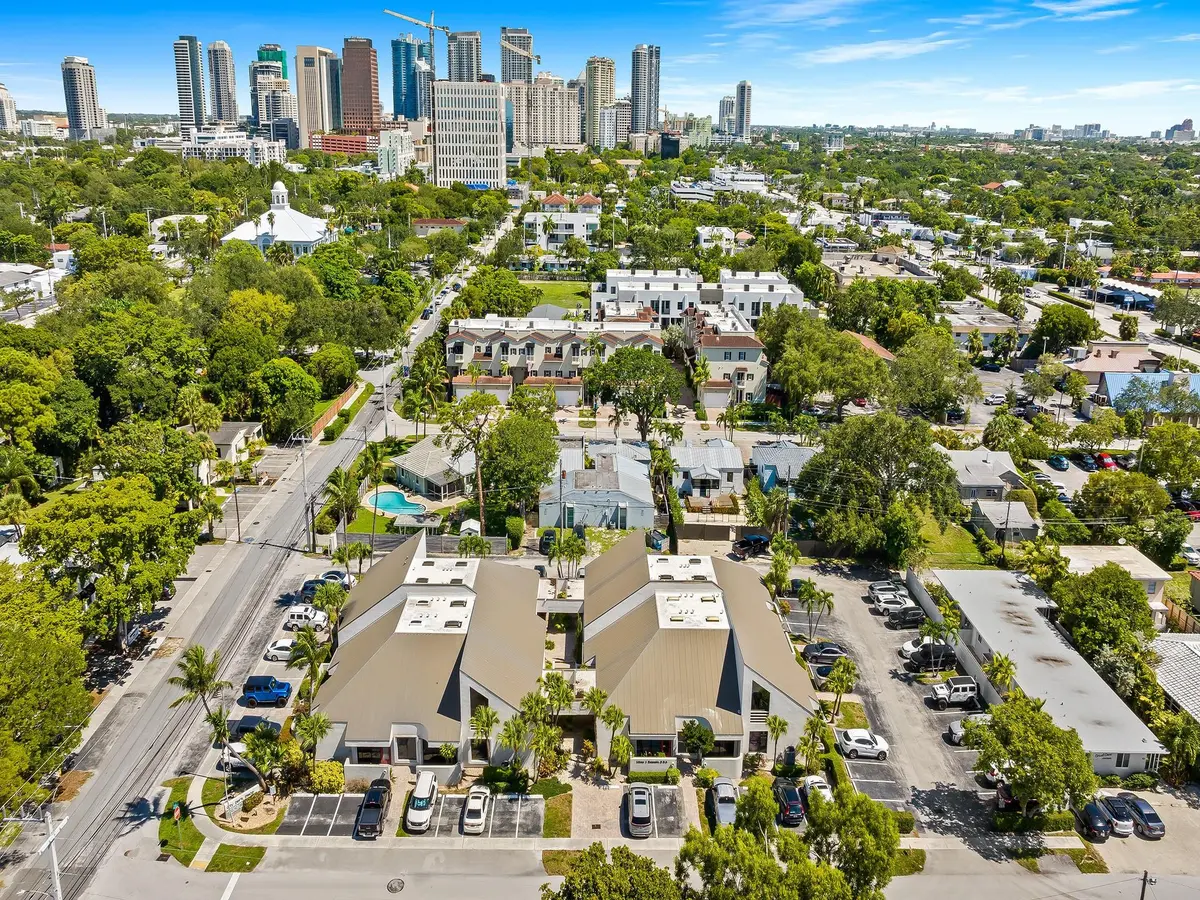 City Park Place at 1330 SE 4TH Avenue F, Fort Lauderdale