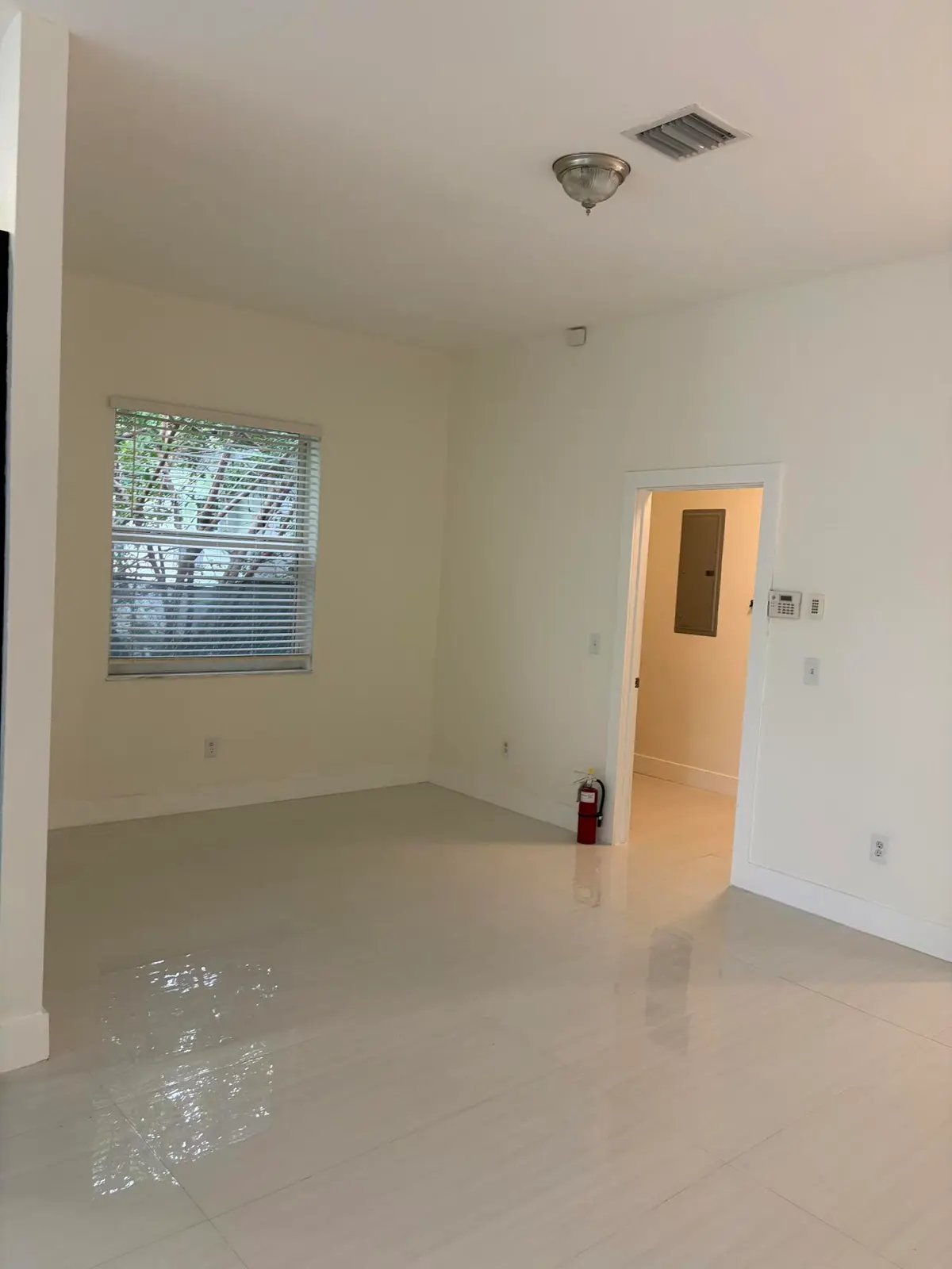 IMG_9239 at 2514 NW 4TH Court, Pompano Beach