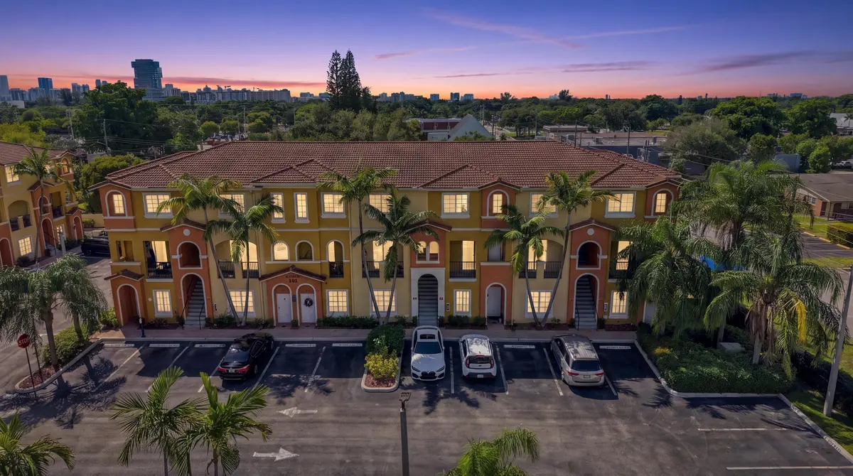 1_006_dji_20261005233759_0024_d_twilight at 141 NW 2nd Avenue 7, Hallandale Beach