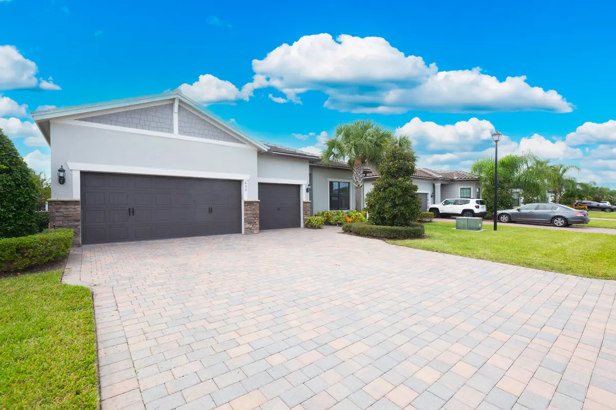 Image3 at 652 SE BOBOLI Way, Port St. Lucie