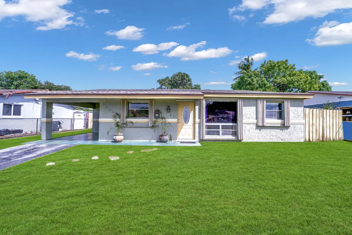 DSC09724 at 1420 NW 33RD Terrace, Lauderhill