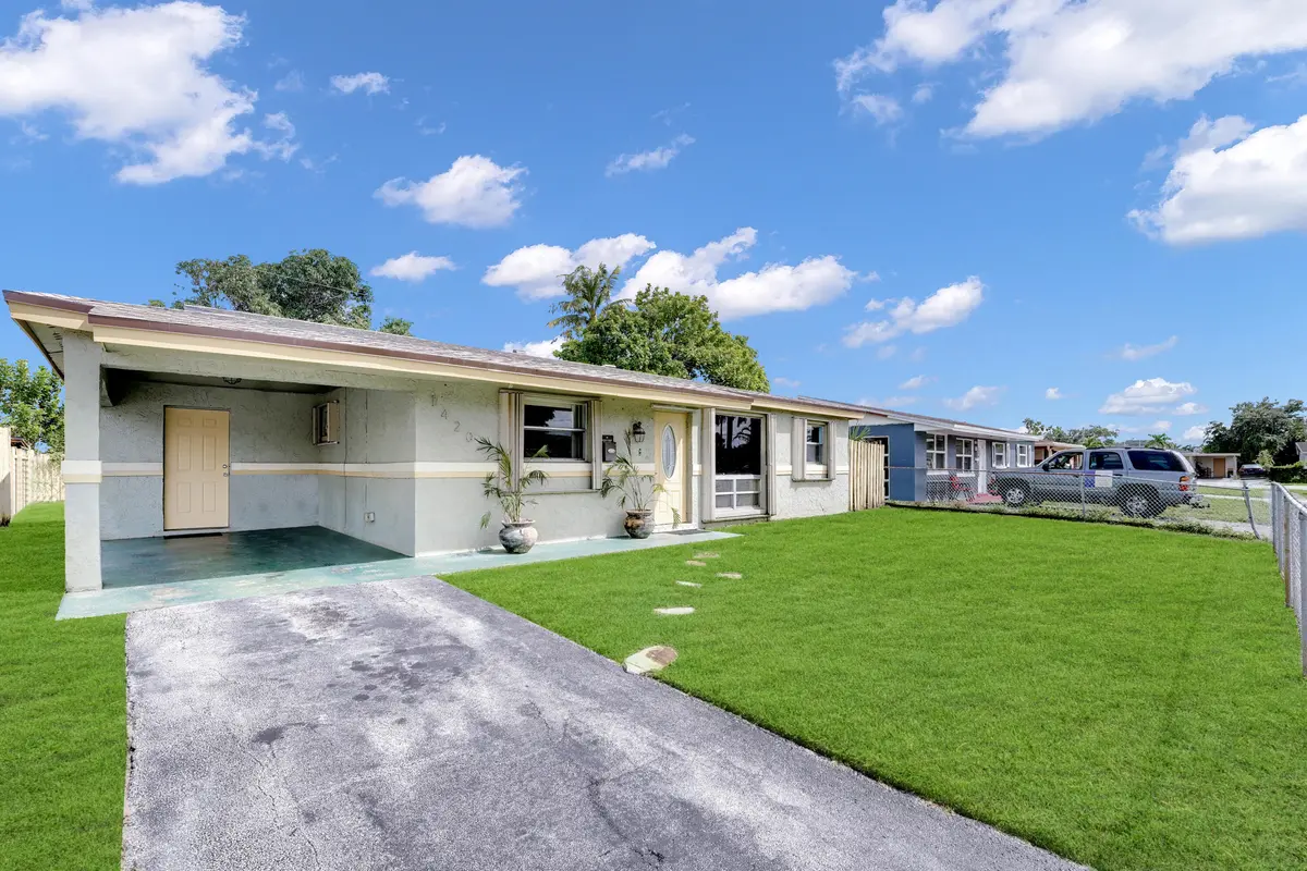 DSC09727 at 1420 NW 33RD Terrace, Lauderhill