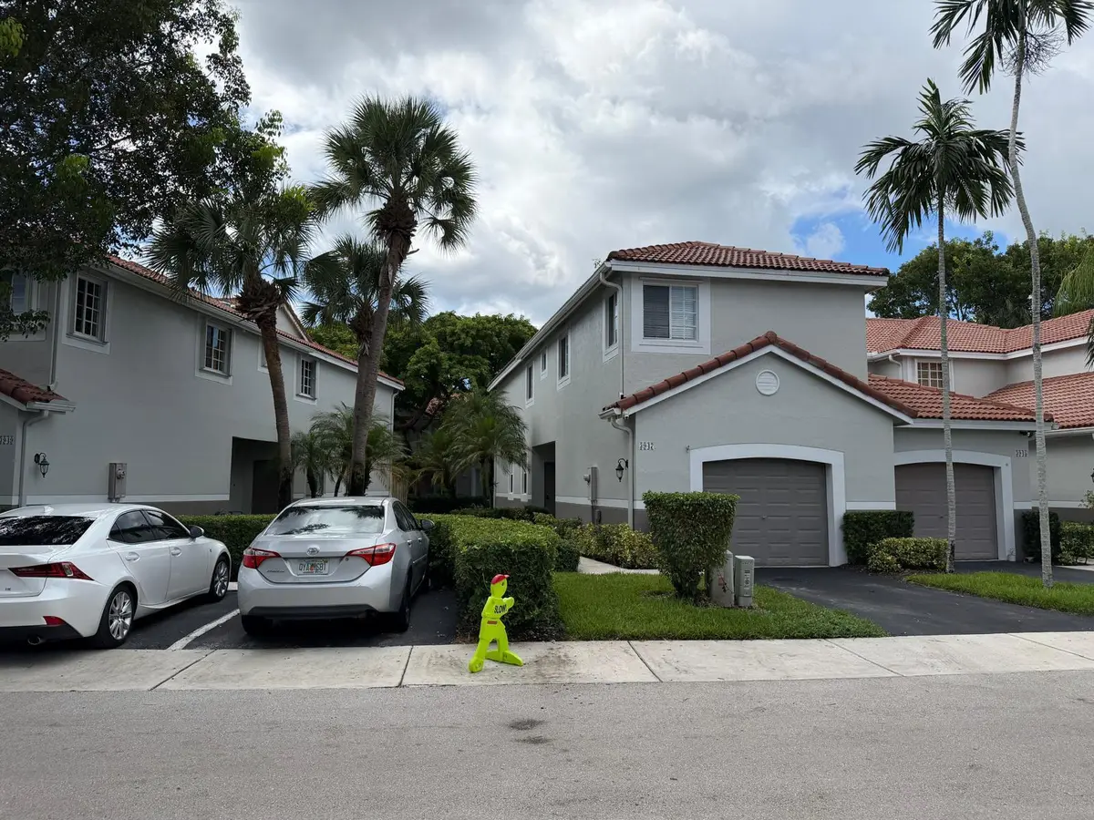 the 1 at 3947 SAN SIMEON Lane, Weston