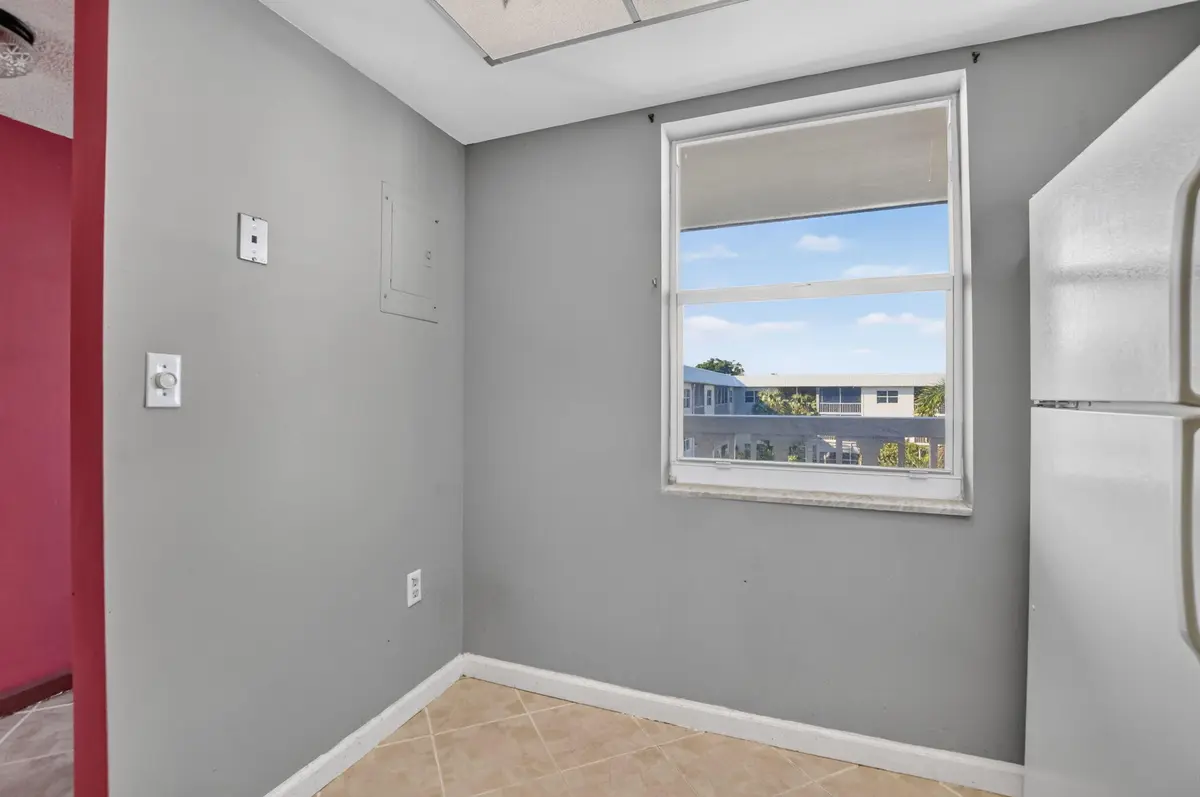 12-web-or-mls-DSC_9563 at 9880 Marina Boulevard 1541, Boca Raton