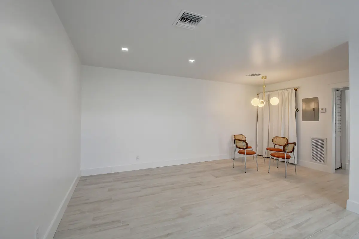 Living Space at 502 N H Street 1, Lake Worth Beach